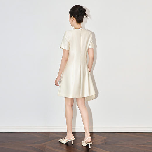 「高货wl」全新升级【铂金会员358/天猫479/差价121】(03916)洛诗琳法式气质垂感连衣裙2025夏季收腰简约通勤A字裙女 商品图2