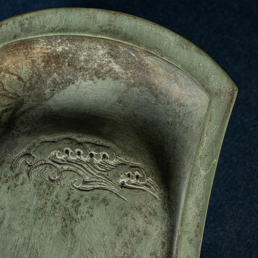 清	风字形洮河抄手砚 商品图3