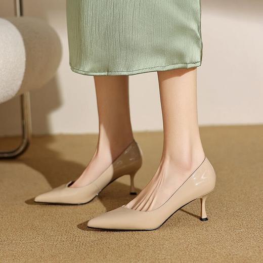 【预售5天】裸色高跟鞋女细跟春秋新款漆皮尖头单鞋配裙子职业工作鞋单鞋ZF&25001 商品图0
