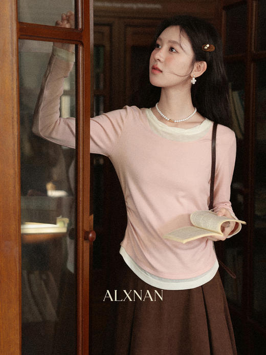 鹿向南「柏林艺术馆」粉色假两件长袖T恤早秋新款修身显瘦上衣女 商品图1