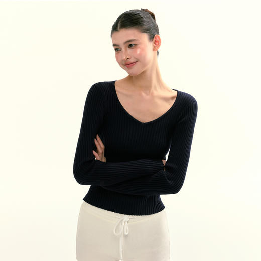 Ariseism 美式复古3色v领坑条纹长袖针织衫女秋季新款修身上衣 商品图3