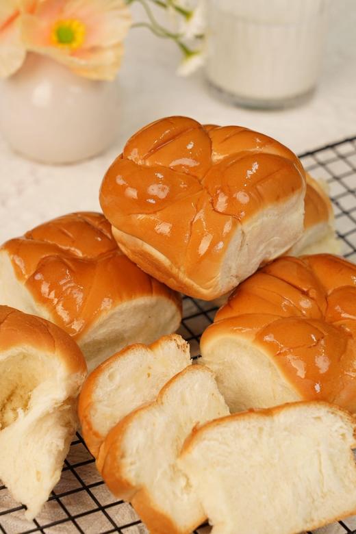 面包计划液种老面包 ✅ 童年味道MAX：就是小时候巷口面包房那个味儿！回忆杀直接拉满📺 ✅ 早餐&下午茶全能王：配咖啡☕当早餐 商品图4