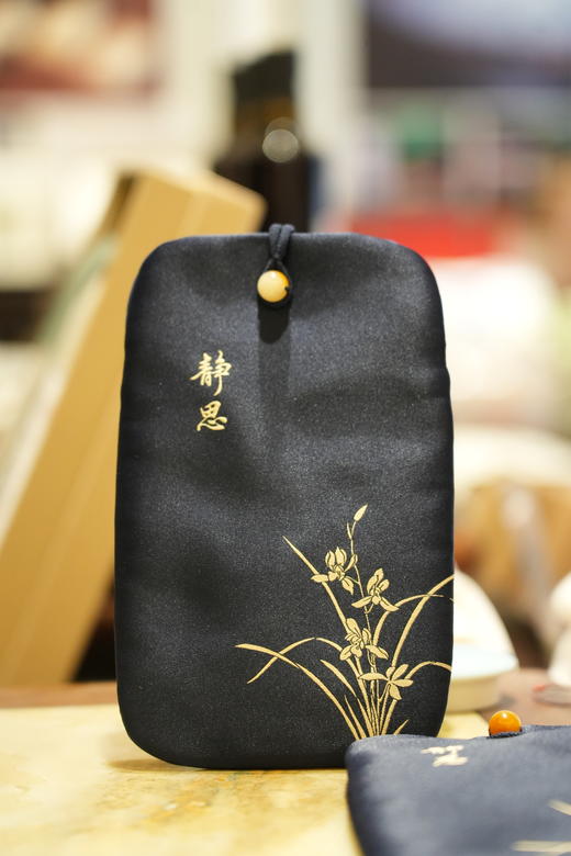 【静思书轩】静思深蓝随身便携小挎包可放置手机等随身物品 商品图2