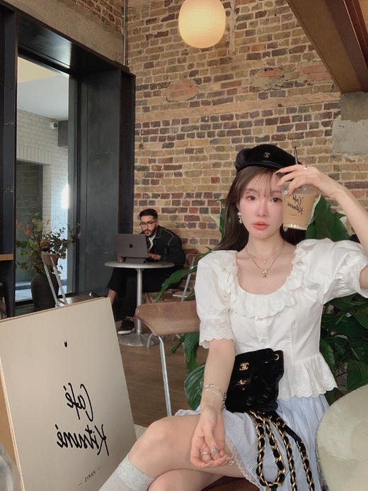 金蘑菇菇  小苍兰 /设计感短款收腰衬衫+半裙 商品图5