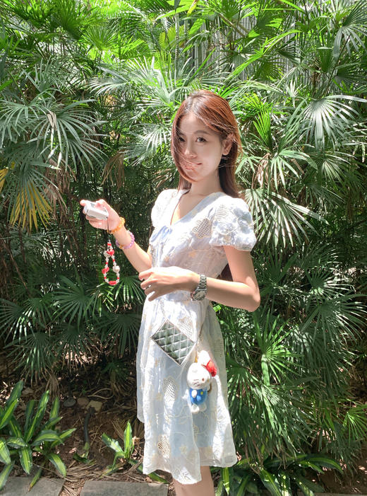 <曾小咸推荐>现货秒杀！微信超特价！法式气质V领蕾丝镂空连衣裙 长款 日常269.99  立减140 秒杀129.99！ 短款 日常229.99 立减100 秒杀129.99！ 商品图13