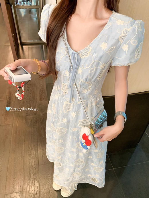 <曾小咸推荐>现货秒杀！微信超特价！法式气质V领蕾丝镂空连衣裙 长款 日常269.99  立减140 秒杀129.99！ 短款 日常229.99 立减100 秒杀129.99！ 商品图3