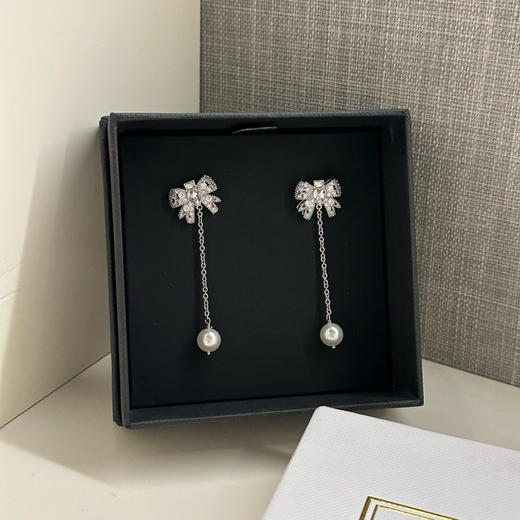 Miumiu 缪*银色蝴蝶结水钻 流苏吊坠 耳环081607 商品图1