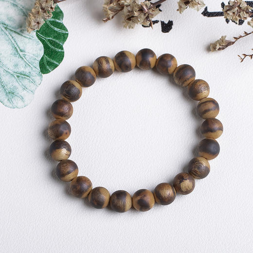 xy0543特色虎斑纹8mm沉香素串单圈手串 商品图0