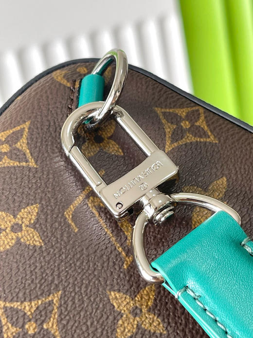 夏季特惠💰780 原单LV M12734 尺寸：20×31×7cm AUENUE NM 老花单肩胸包 变码芯片 商品图6