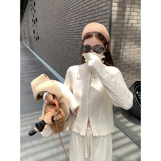 <曾小咸推荐>韩系大翻领麻花双拉链针织开衫女！ 商品图1