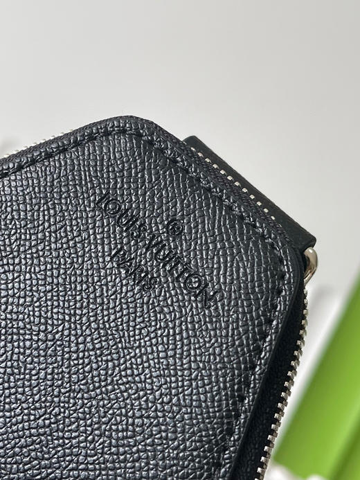 夏季特惠💰800 原单LV M30863 尺寸：20×31×7cm AUENUE NM 全皮单肩胸包 变码芯片 商品图6