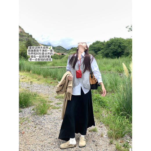 <曾小咸推荐>3.19现货秒杀 ！微信超特价！韩系纯色V领毛织背心 日常129.99 立减70 秒杀59.99！！ 蓝白条纹衬衫 秒杀89.99！卡其色中长款风衣 秒杀169.99！！ 商品图2