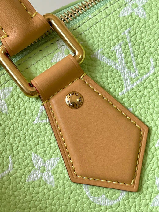 夏季特惠💰1580 原单LV M14064 尺寸：30×21×17cm SPEEDY P9 全皮枕头包 变码芯片 商品图5