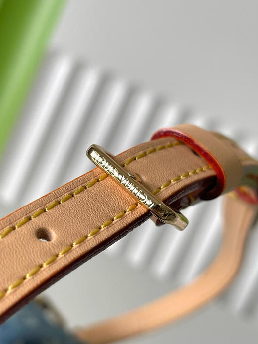 夏季特惠💰750 原单LV M83043 尺寸：20.5×17.5×8.8cm NANO NOÉ 牛仔布水桶包 变码芯片 商品图6