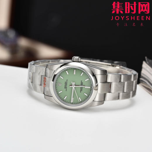 劳力士蚝式恒动系列 恒动31mm 女士腕表
【机芯】搭载进口西铁城 商品图3