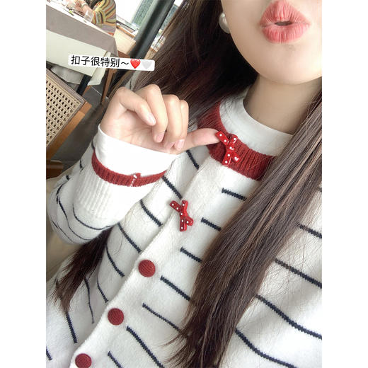 <曾小咸推荐>早秋慵懒风撞色条纹百搭毛衣开衫！ 商品图2