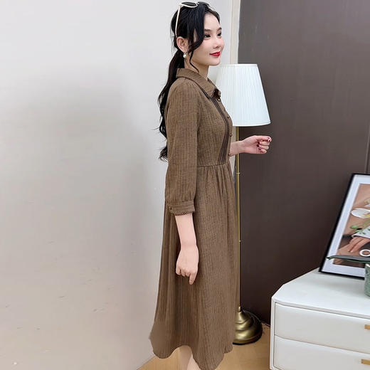 QYM 5A25200-Y时尚七分袖连衣裙收腰不对称中长款A字裙 商品图3