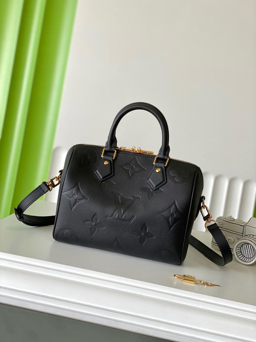 夏季特惠💰1050 原单LV M58951 尺寸：25×19×15cm SPEEDY 全皮枕头包 变码芯片 商品图0