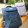 【儿童书包 | PUMA/彪马新款双肩包】 采用防泼水材料，一体式减压双肩包，6s护脊背负更轻松，72颗按摩珠舒缓肩带，肩带加宽加厚分散压力，一片式全开设计，清洗更方便，3M反光条，守护宝贝安全。 商品缩略图8