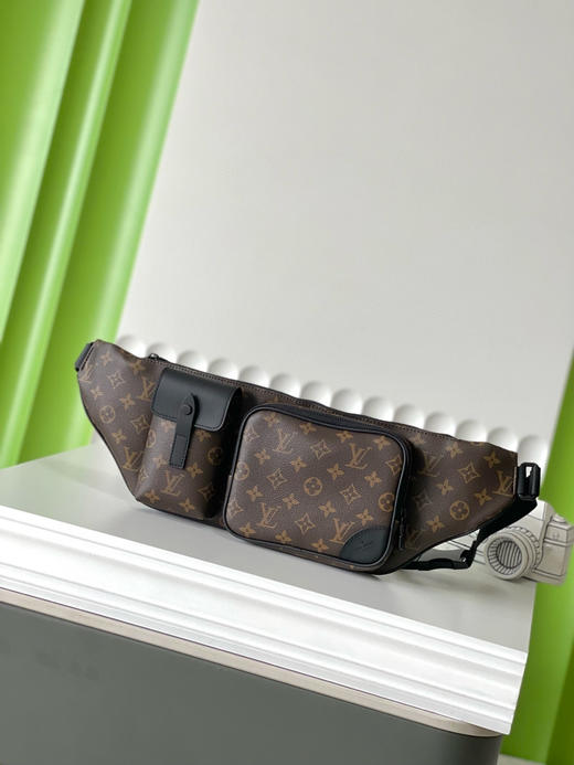 夏季特惠💰780 原单LV M45337 尺寸：50×15.5×4cm CHRISTOPHER 老花腰包 变码芯片 商品图0