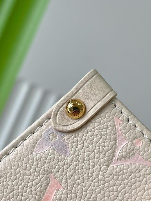 夏季特惠💰880 原单LV M25770 尺寸：25×19×11.5cm ONTHEGO 全皮四方包 变码芯片 商品图4