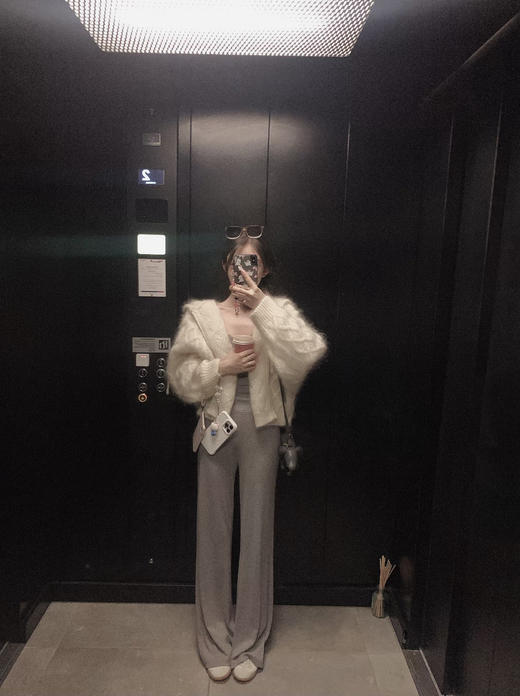 金蘑菇菇 Le jour你的女友 娇柔感大毛衣 / 进口幼马海毛30羊毛 商品图4