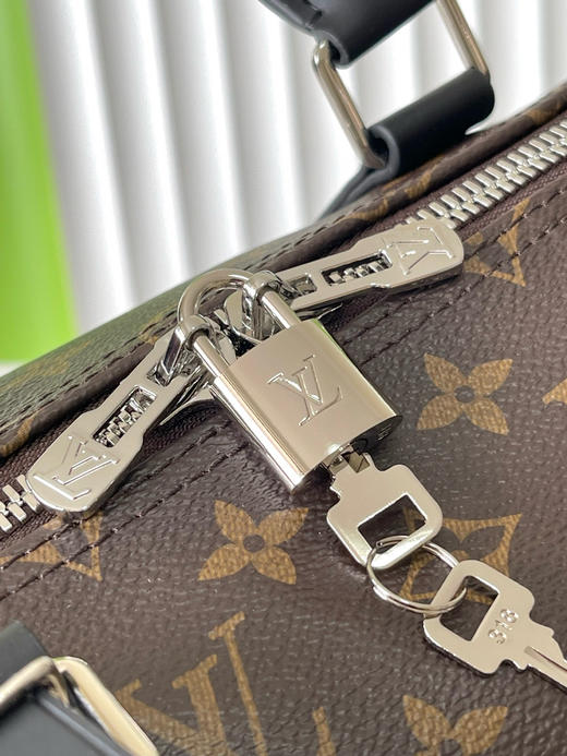 夏季特惠💰950 原单LV M56712 尺寸：50×29×22cm KEEPALL 老花旅行袋 变码芯片 商品图5