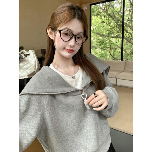 <曾小咸推荐>设计感撞色拼接假两件大翻领卫衣 商品图1