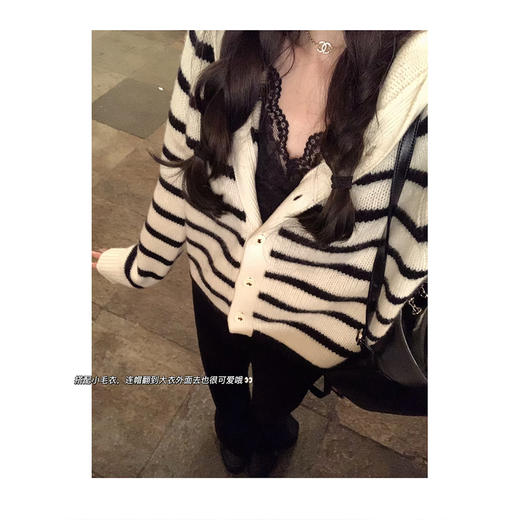 金蘑菇菇 我的秋冬常态 不费力套装 / 条纹毛衣连帽+开衫两版 商品图4
