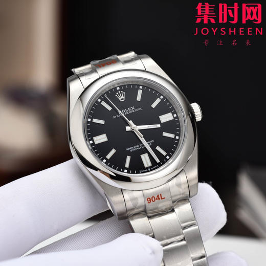 劳力士蚝式恒动系列 恒动41mm 男士腕表
【机芯】搭载进口西铁城 商品图1