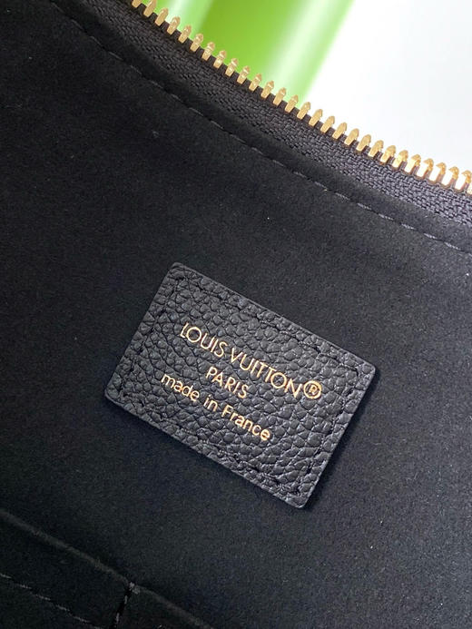 夏季特惠💰950 原单LV M13706 尺寸：40×29×15cm BOULOGNE 全皮牛角包 变码芯片 商品图8