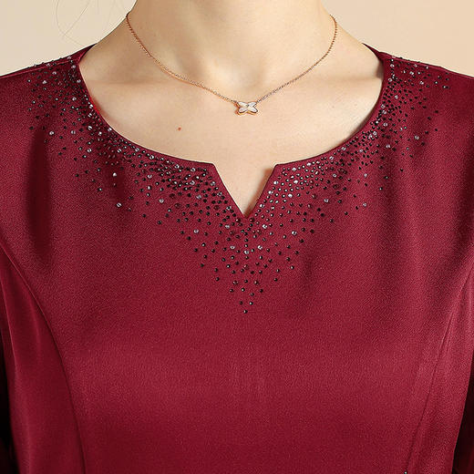 QYM CS25A102-Y礼服宴会连衣裙洋气遮肚中长裙 商品图3