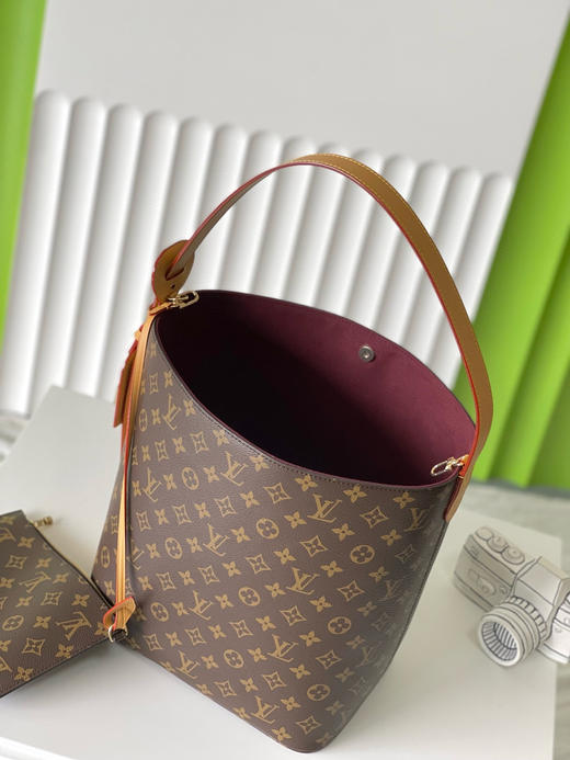 夏季特惠💰790 原单LV M12926 尺寸：31×26×18cm ALL IN 大号老花水桶包 变码芯片 商品图7