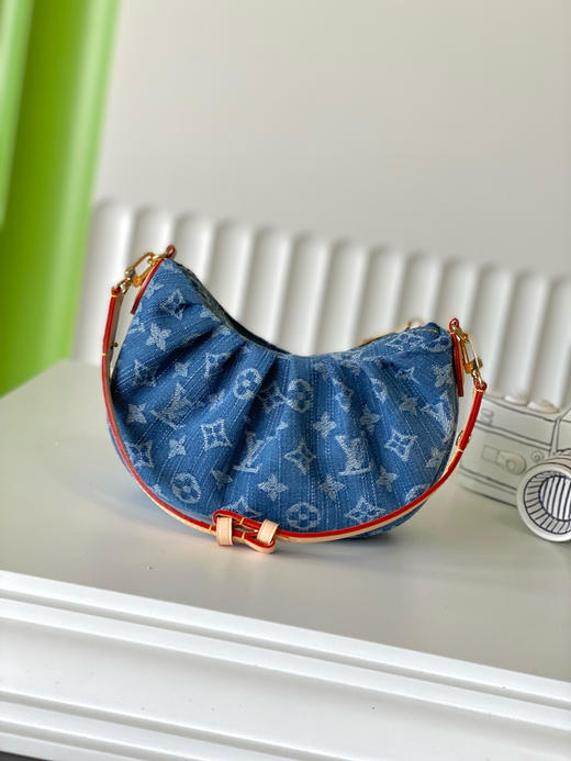 夏季特惠💰720 原单LV M13571 尺寸：21×15×7cm POCHETTE VALLEY 牛仔布手提包 变码芯片 商品图2