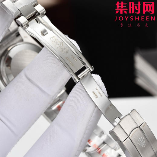 劳力士蚝式恒动系列 恒动31mm 庆典 气球 泡泡面 女士腕表
【机芯】搭载进口西铁城 商品图8