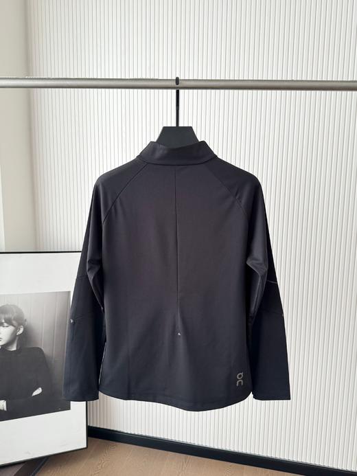 点此购买 On昂跑Climate系列春秋季男士长袖半拉链运动长袖T恤 BK  327463 商品图7