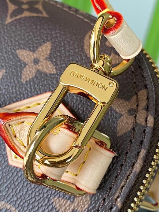 夏季特惠💰760 原单LV M13416 尺寸：18×12×8cm NANO ALMA 迷你贝壳包 变码芯片 商品图6