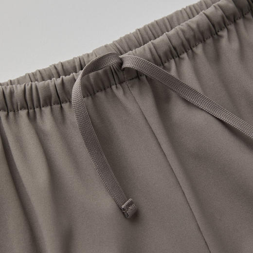 ROMI STUDIO“轻量风度”UPF50高四面弹运动休闲防晒裤RWCSXD2887 商品图2