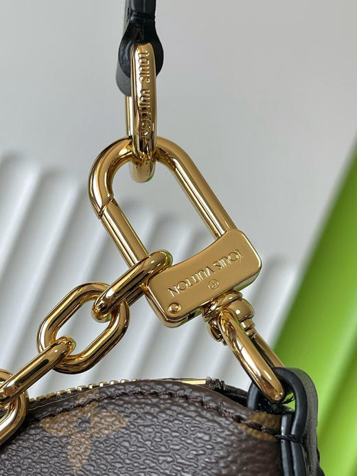 夏季特惠💰780 原单LV M15056 尺寸：28.5×19×5cm COOKIE BB 老花链条包 变码芯片 商品图5