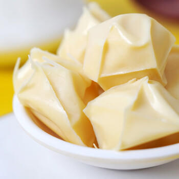 乳中情 无蔗糖鲜奶疙瘩 258g 内蒙特产 奶酪 奶制品休闲零食 奶皮子 /休闲食品 /奶制品零食 /奶疙瘩 商品图0