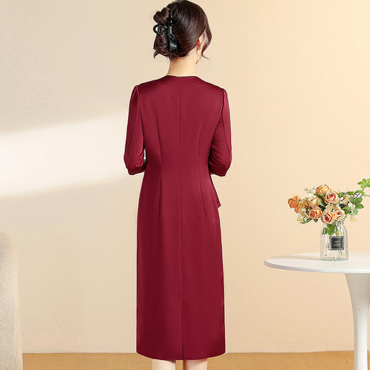 QYM CS25A102-Y礼服宴会连衣裙洋气遮肚中长裙 商品图2