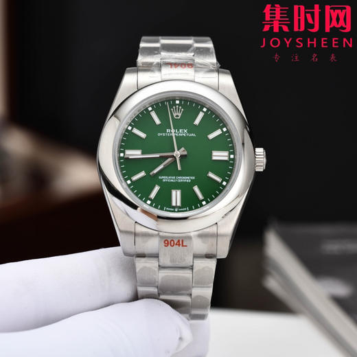 劳力士蚝式恒动系列 恒动41mm 男士腕表
【机芯】搭载进口西铁城 商品图0