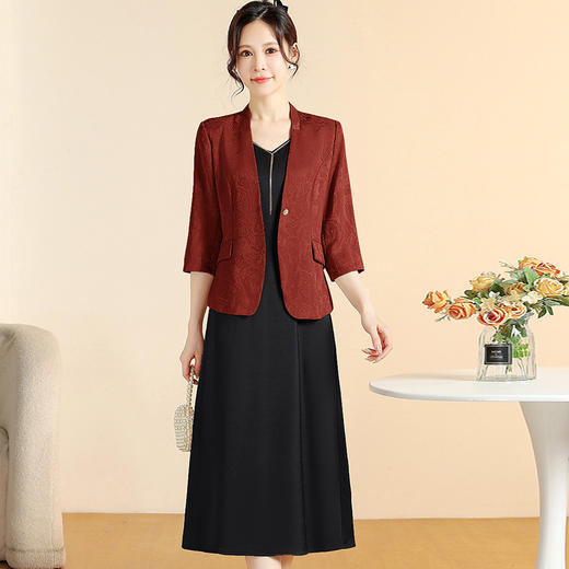 QYM AE25631-Y时尚两件套裙提花短款外套+中长款连衣裙套装裙 商品图0