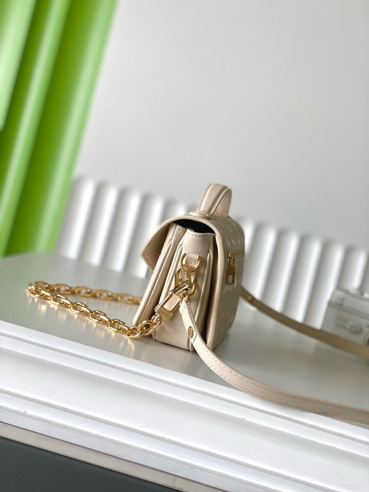 夏季特惠💰900 原单LV M25682 尺寸：21.5×13.5×6cm POCHETTE METIS 全皮邮差包 变码芯片 商品图1