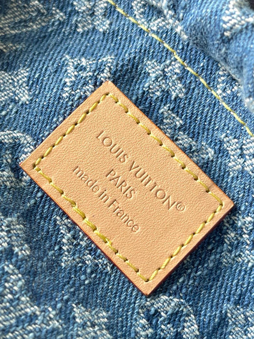 夏季特惠💰750 原单LV M83043 尺寸：20.5×17.5×8.8cm NANO NOÉ 牛仔布水桶包 变码芯片 商品图8