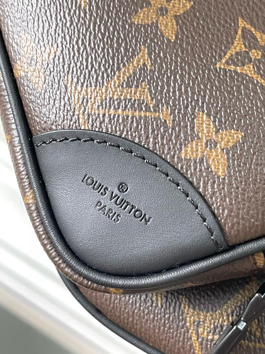 夏季特惠💰780 原单LV M45337 尺寸：50×15.5×4cm CHRISTOPHER 老花腰包 变码芯片 商品图3