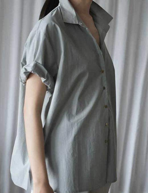 Jai  阴天灰蓝色轻量纸棉撸起袖子衬衫 商品图2