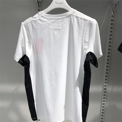 安踏2025年夏季新款男大童篮球系列针织短袖T恤衫T52527105 商品图4