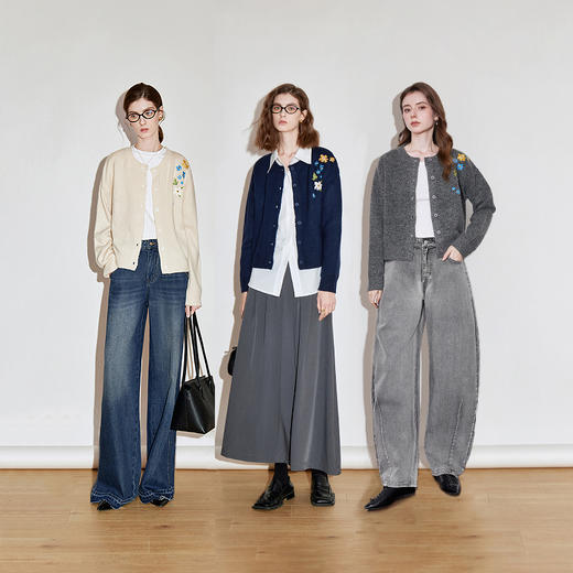 初语 花灰色毛衣开衫女 花朵绣花保暖针织衫小外套外搭 商品图4