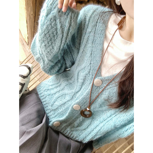 <曾小咸推荐>韩系甜美风简约蓝色V领针织开衫！ 商品图1